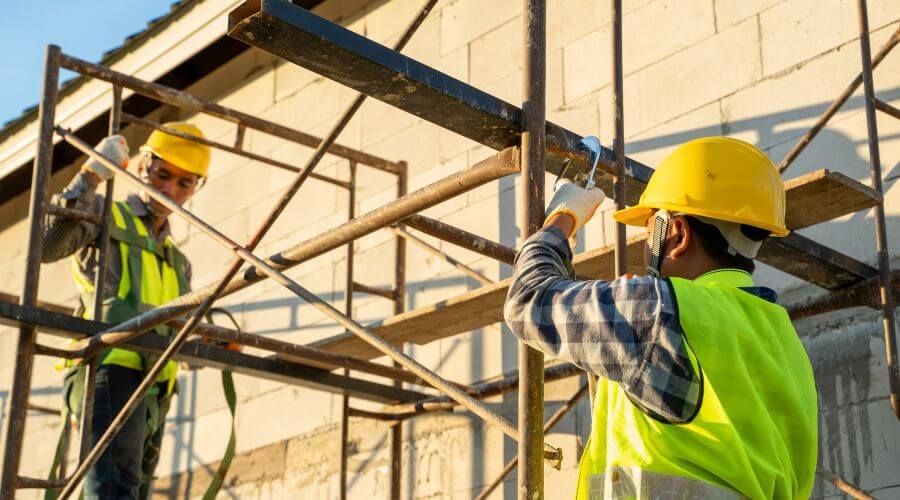 Professional residential roofers in Genoa, WI